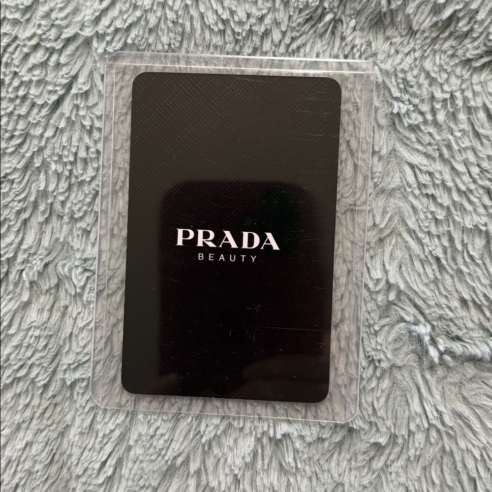 Prada Card - Picture 2 of 5